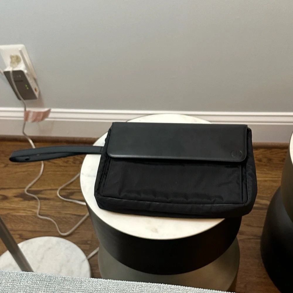 NWOT Dunhill Black Leather iPad Bag